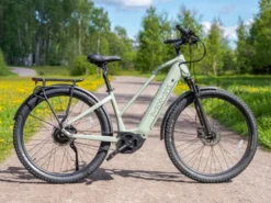 Momas Supernova SUV