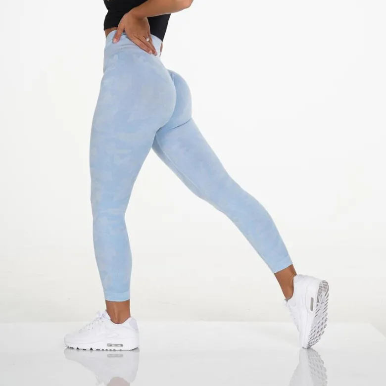 WTWM Comfy Camo Seamless Tights