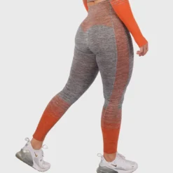 WTWM Weightless Glow Seamless Tights